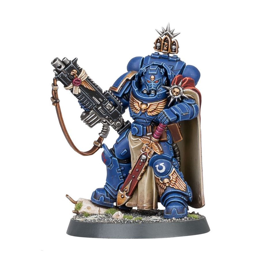 SPACE MARINES: CAPTAIN IN GRAVIS ARMOUR