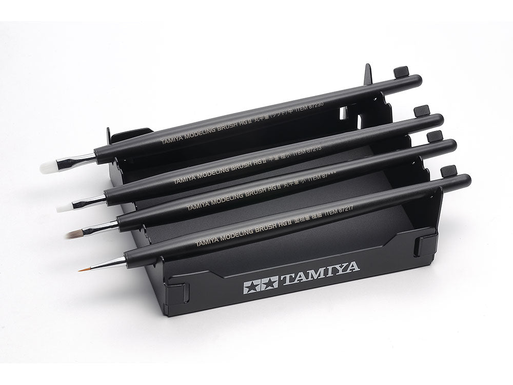 MODELING BRUSH REST