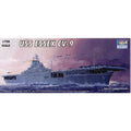 USS ESSEX CV-9 1/700 Trumpeter 05728 (VENTE FINALE)